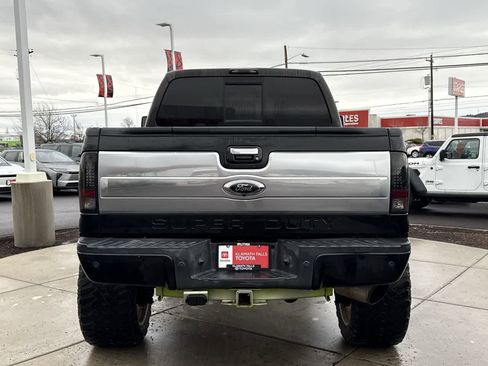 Used 2015 Ford F250 Platinum w/ FX4 Off-Road Package image 4