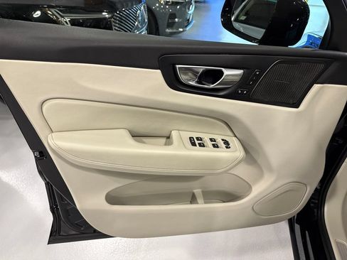 Certified 2024 Volvo XC60 B5 Plus w/ Protection Package Premier AWD/4WD image 9