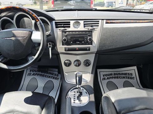 Used 2009 Chrysler Sebring Touring image 15