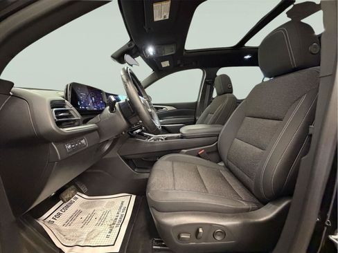Used 2025 Chevrolet Traverse LT w/ Sun and Wheel Package AWD/4WD image 26