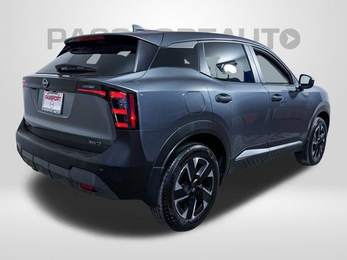 Certified 2025 Nissan Kicks SV image 7