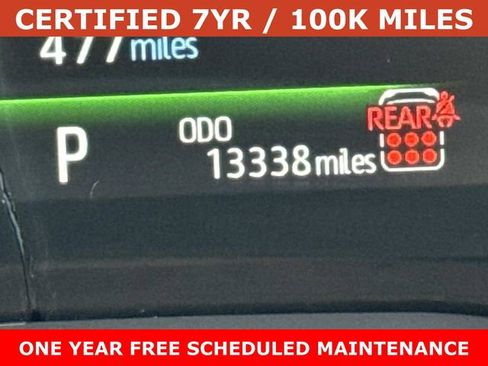 Used 2025 Toyota Sienna LE FWD image 28