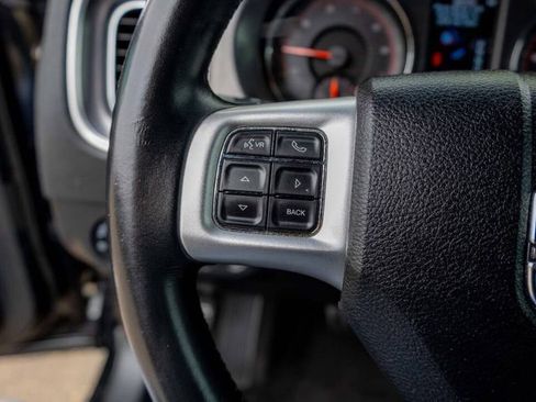 Used 2013 Dodge Charger SE w/ Sport Appearance Group image 18