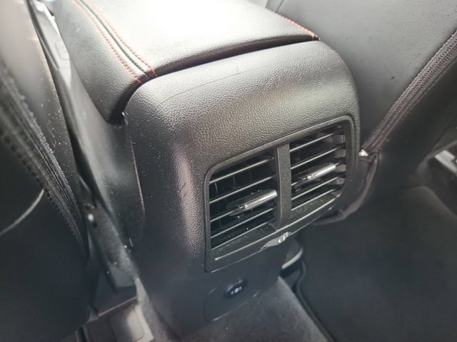 Used 2025 Ford Escape ST-Line FWD image 15