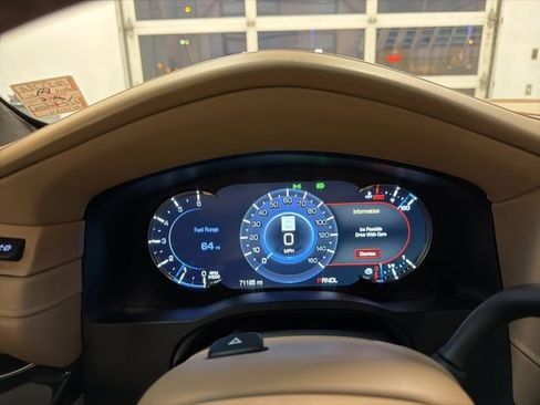 Used 2019 Cadillac Escalade ESV Platinum image 57