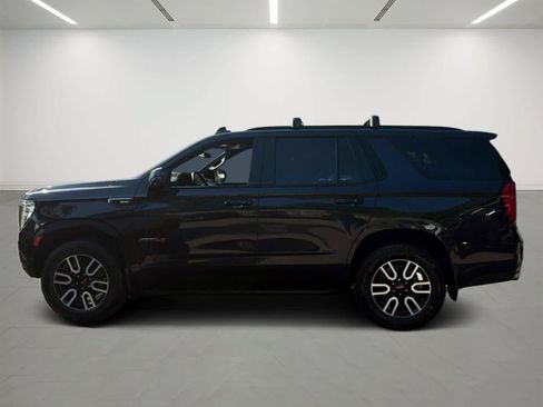 Used 2024 GMC Yukon AT4 w/ Technology Package AWD/4WD image 2