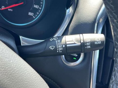 Certified 2023 Chevrolet Traverse LT w/ LPO, Cargo Package image 23