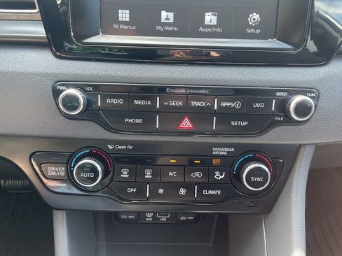 Used 2018 Kia Niro FE image 14