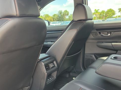 Used 2025 Honda CR-V Sport-L image 16