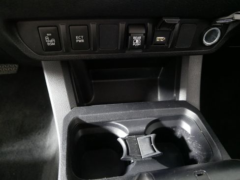 Used 2023 Toyota Tacoma SR5 image 29