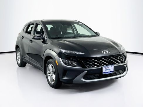 Used 2023 Hyundai Kona SE AWD/4WD image 3