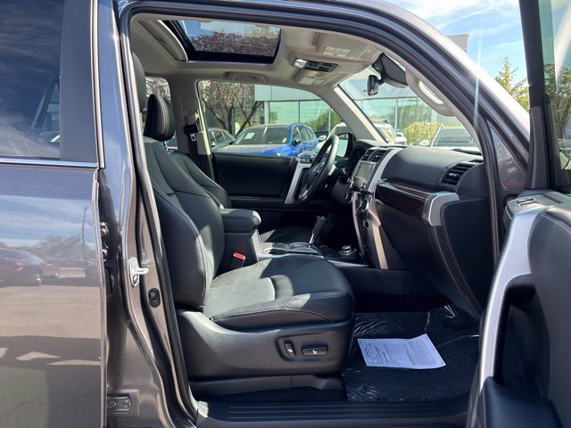 Used 2023 Toyota 4Runner Limited AWD/4WD image 43
