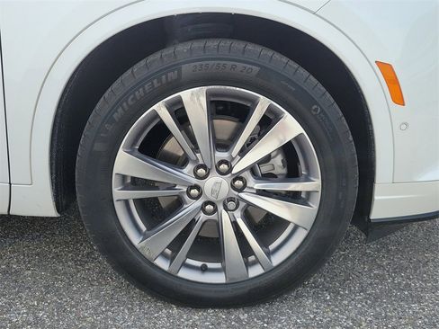 Used 2023 Cadillac XT6 Premium Luxury w/ Platinum Package image 7