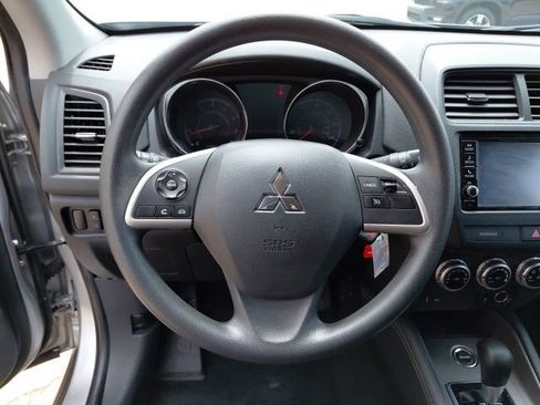 Used 2025 Mitsubishi Outlander Sport ES AWD/4WD image 11