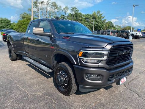 Used 2022 RAM 3500 Laramie w/ Night Edition AWD/4WD image 3