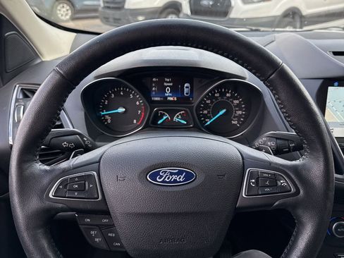 Used 2018 Ford Escape Titanium image 43