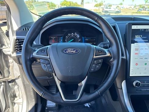 Used 2023 Ford Edge SEL image 8