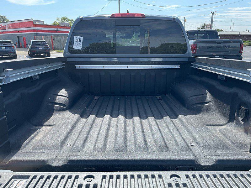 Used 2024 Nissan Frontier PRO-4X w/ Pro Premium Package AWD/4WD image 14