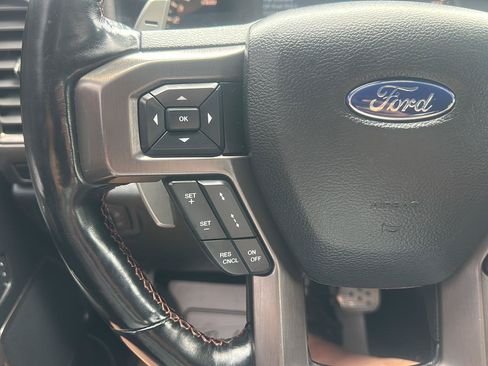 Used 2018 Ford F150 Raptor w/ Equipment Group 802A Luxury AWD/4WD image 25