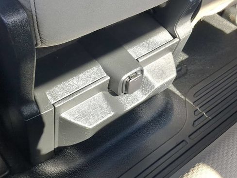 Used 2018 Ford F250 XL w/ Power Equipment Group RWD image 23