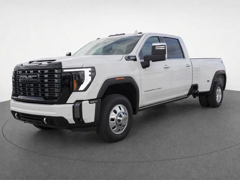 Used 2026 GMC Sierra 3500 Denali Ultimate w/ LPO, Black Badging Package AWD/4WD image 1