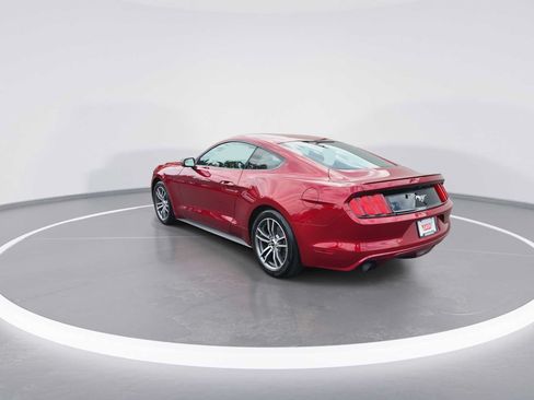 Used 2016 Ford Mustang Coupe RWD image 6