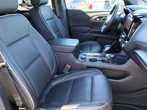 Certified 2023 Chevrolet Traverse Premier image 30