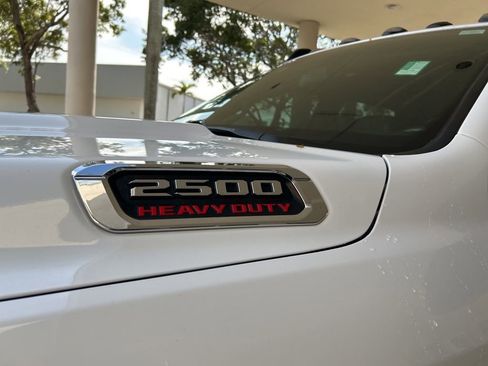 Used 2021 RAM 2500 Tradesman w/ Chrome Appearance Group image 14