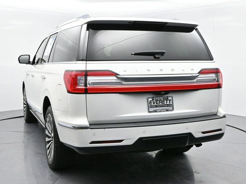 Used 2020 Lincoln Navigator Reserve w/ Luxury Package image 6