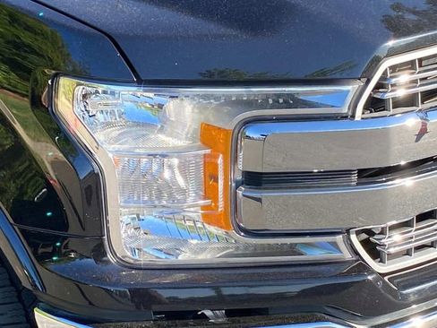 Used 2020 Ford F150 Lariat AWD/4WD image 4