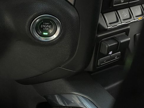 Used 2021 Chevrolet Silverado 1500 LT Trail Boss w/ Convenience Package II image 16