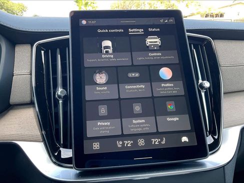 New 2026 Volvo XC90 T8 Plus image 22