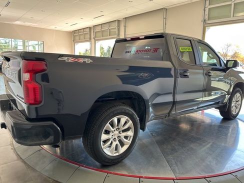 Used 2022 Chevrolet Silverado 1500 Custom w/ LPO, Dark Essentials Package image 7
