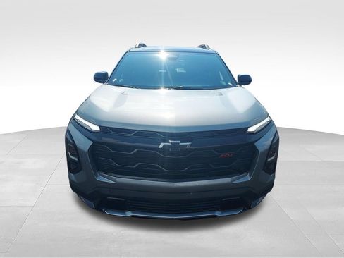 New 2027 Chevrolet Equinox RS w/ LPO, Floor Liner Package AWD/4WD image 8