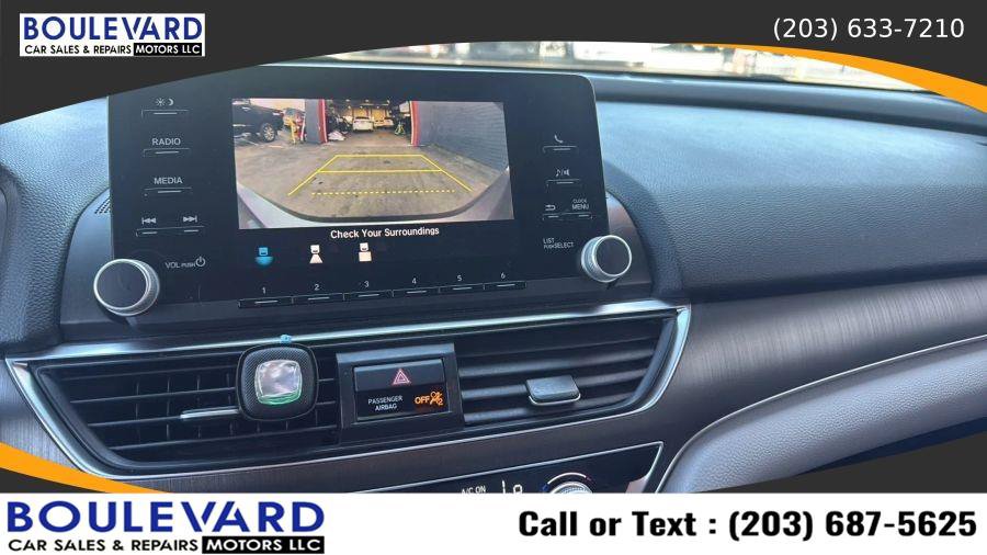Used 2018 Honda Accord LX image 15