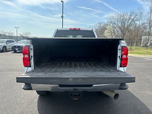 Used 2017 Chevrolet Silverado 2500 LT w/ LT Convenience Package image 16