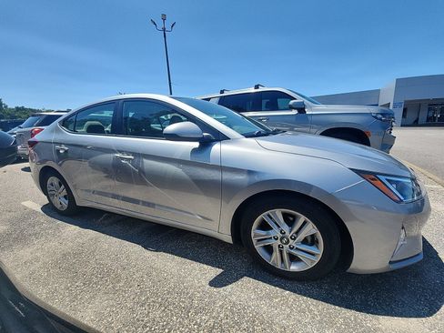 Used 2020 Hyundai Elantra Value Edition FWD image 5