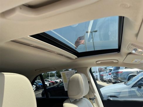 Certified 2021 Mercedes-Benz GLE 350 GLE 350 w/ Premium Package image 17