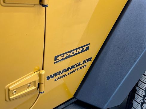 Used 2014 Jeep Wrangler Unlimited Sport w/ Quick Order Package 24S image 32