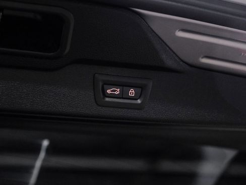 Used 2017 BMW X5 M AWD/4WD image 56