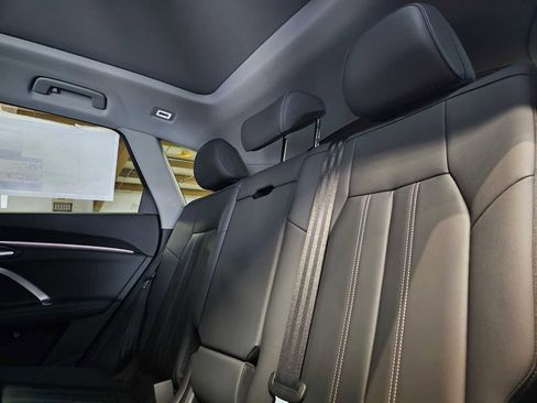 New 2025 Audi Q5 Premium Plus image 19