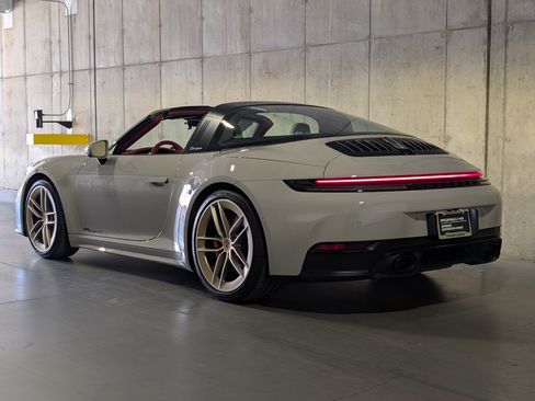 Certified 2026 Porsche 911 Targa 4S AWD/4WD image 3