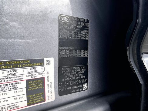 Used 2023 Land Rover Defender 130 X AWD/4WD image 32