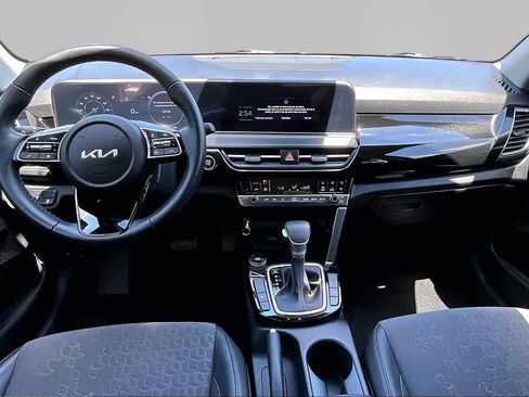 Used 2024 Kia Seltos S FWD image 15