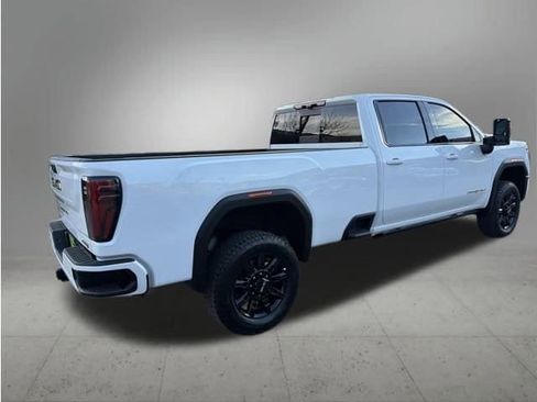 Used 2024 GMC Sierra 3500 AT4 w/ Technology Package image 5