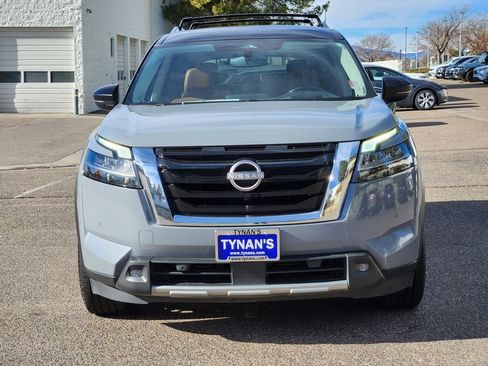 Used 2022 Nissan Pathfinder Platinum w/ Cargo Package image 7
