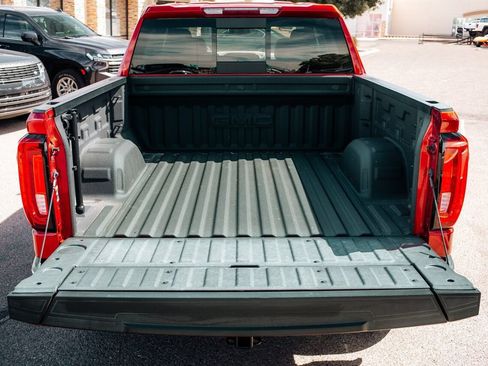 Used 2019 GMC Sierra 1500 SLT w/ SLT Premium Plus Package AWD/4WD image 44