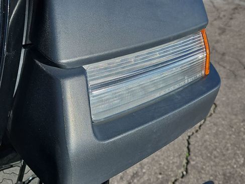 Used 2023 Jeep Wrangler Unlimited w/ Convenience Group image 12