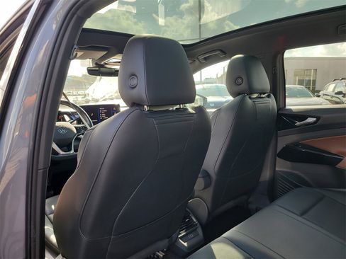 Used 2022 Volkswagen ID.4 Pro S image 13