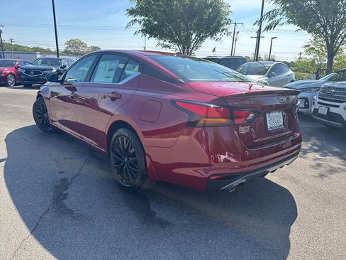 New 2026 Nissan Altima 2.5 SV FWD image 6